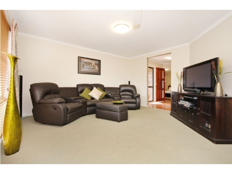 19 Stockman Crescent, Mudgeeraba QLD 4213