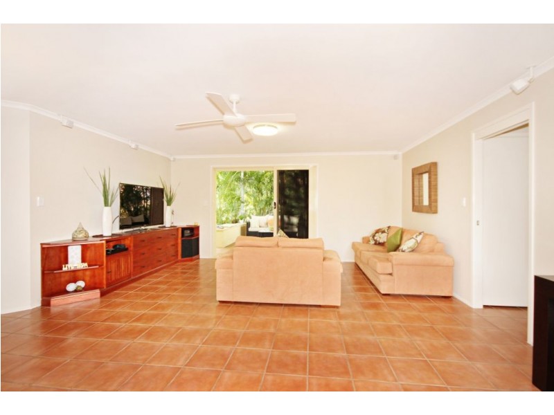 19 Stockman Crescent, Mudgeeraba QLD 4213