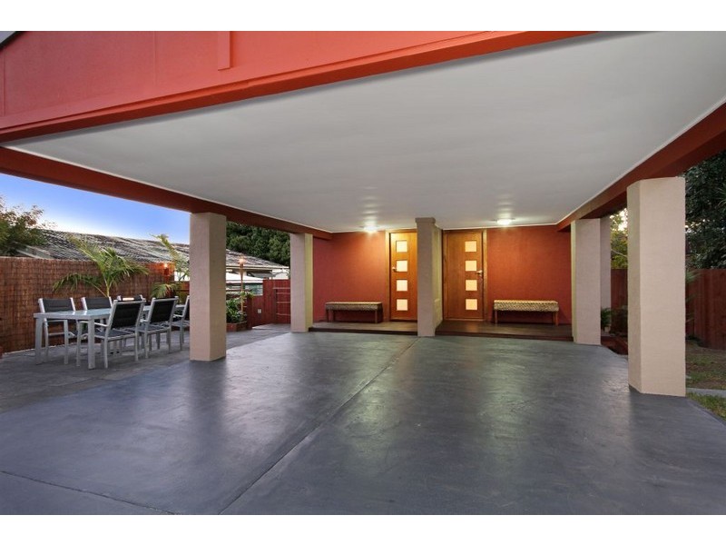 8 Alma Street, Southport QLD 4215