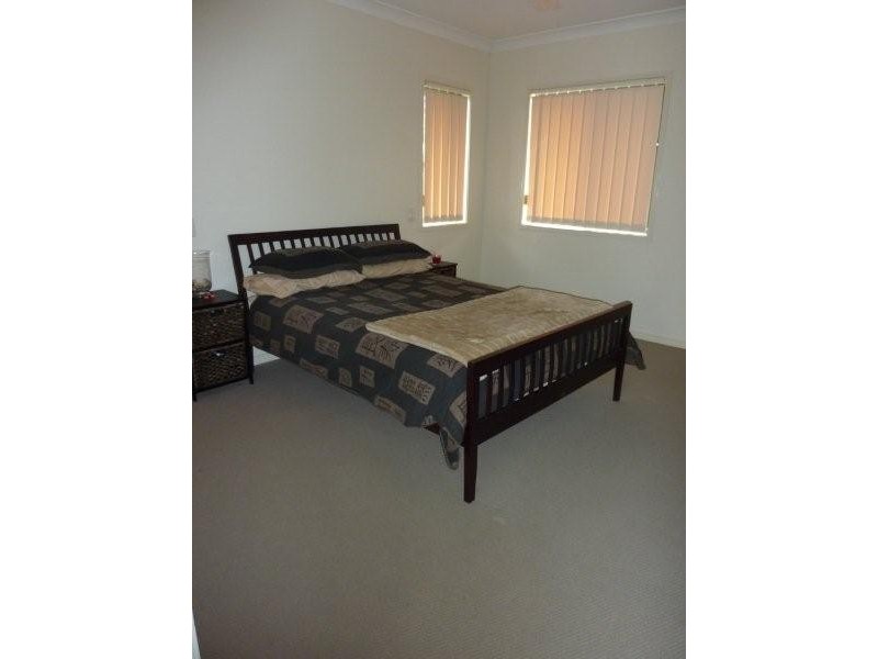 4 Schneid Street, Mudgeeraba QLD 4213