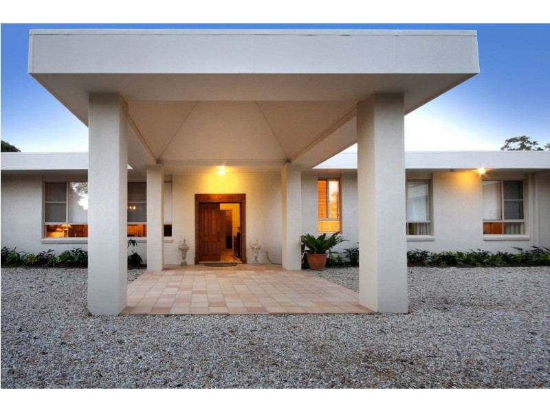 3 Paralla Place, Tallai QLD 4213