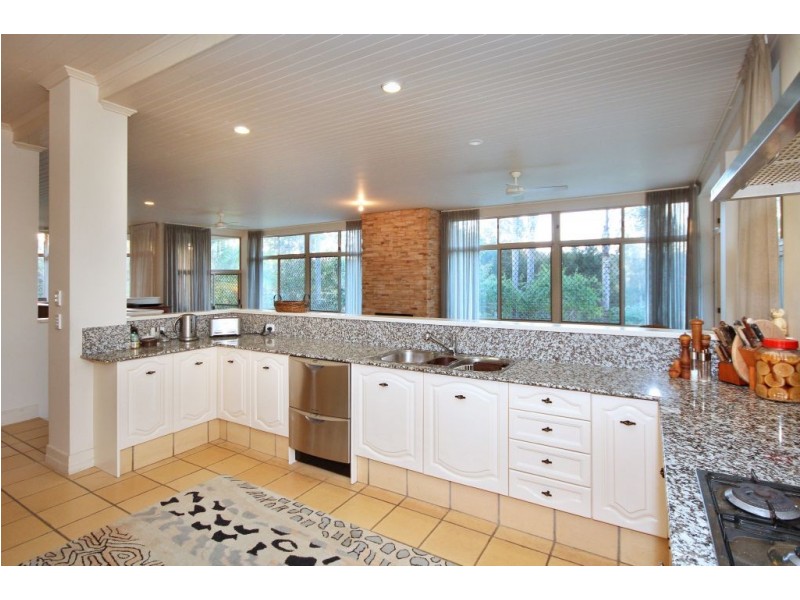 3 Paralla Place, Tallai QLD 4213