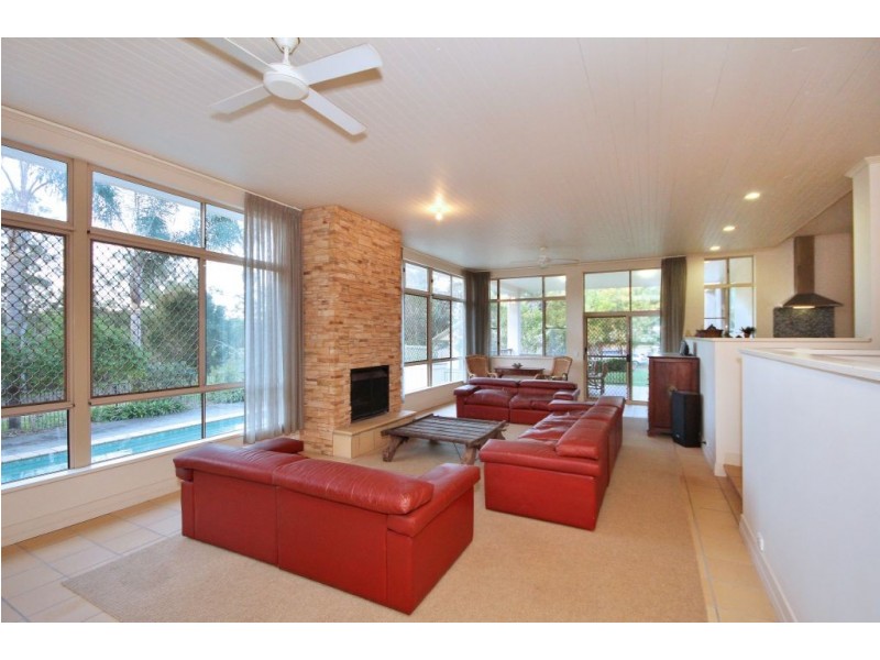 3 Paralla Place, Tallai QLD 4213