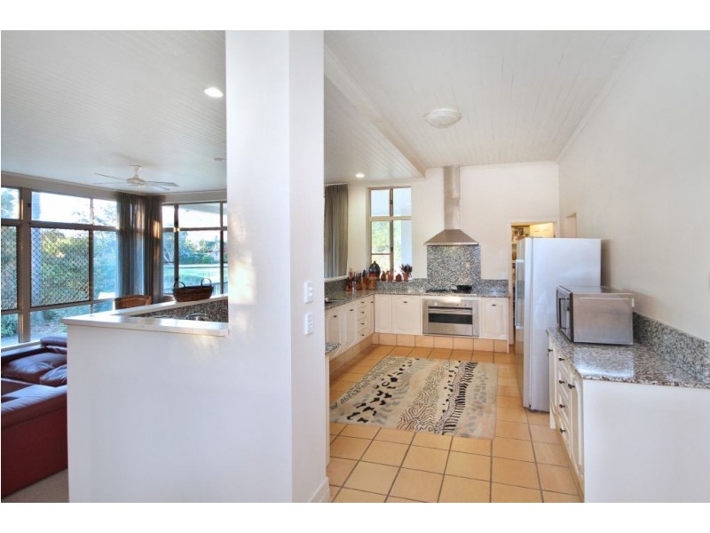 3 Paralla Place, Tallai QLD 4213