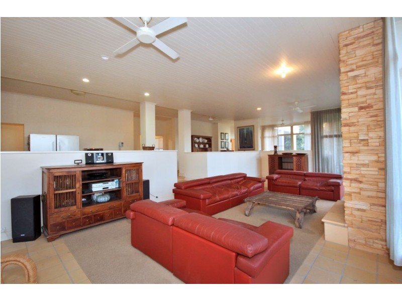 3 Paralla Place, Tallai QLD 4213