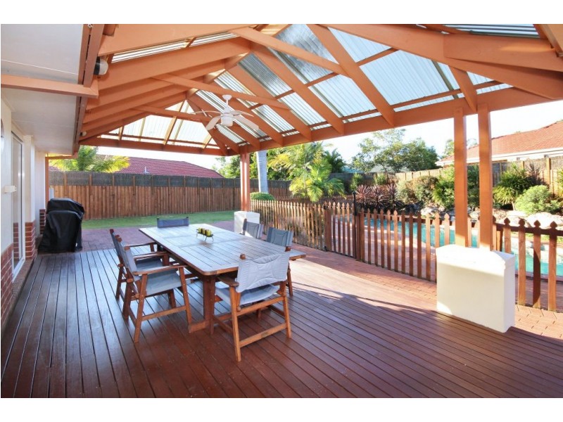 32 Leviathan Drive, Mudgeeraba QLD 4213