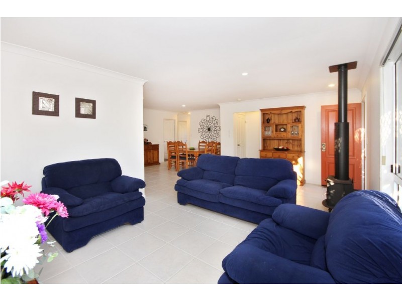 32 Leviathan Drive, Mudgeeraba QLD 4213