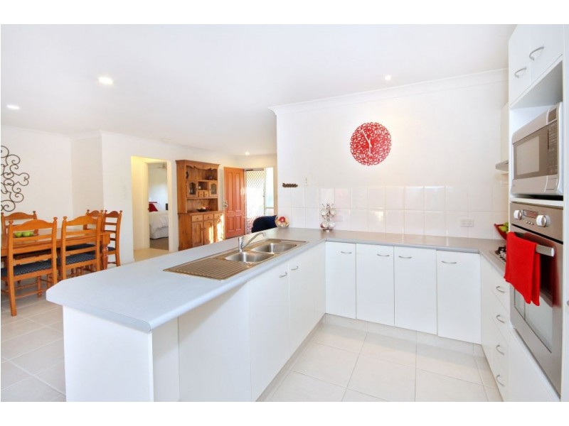 32 Leviathan Drive, Mudgeeraba QLD 4213