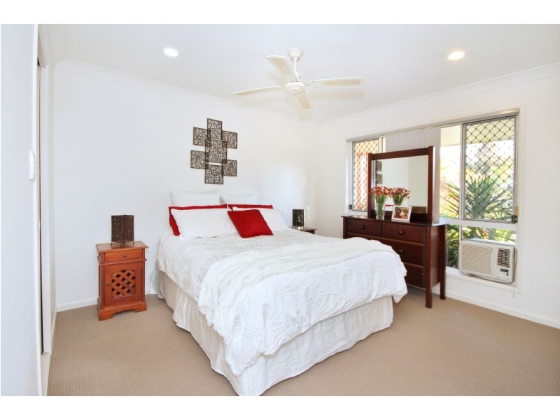 32 Leviathan Drive, Mudgeeraba QLD 4213