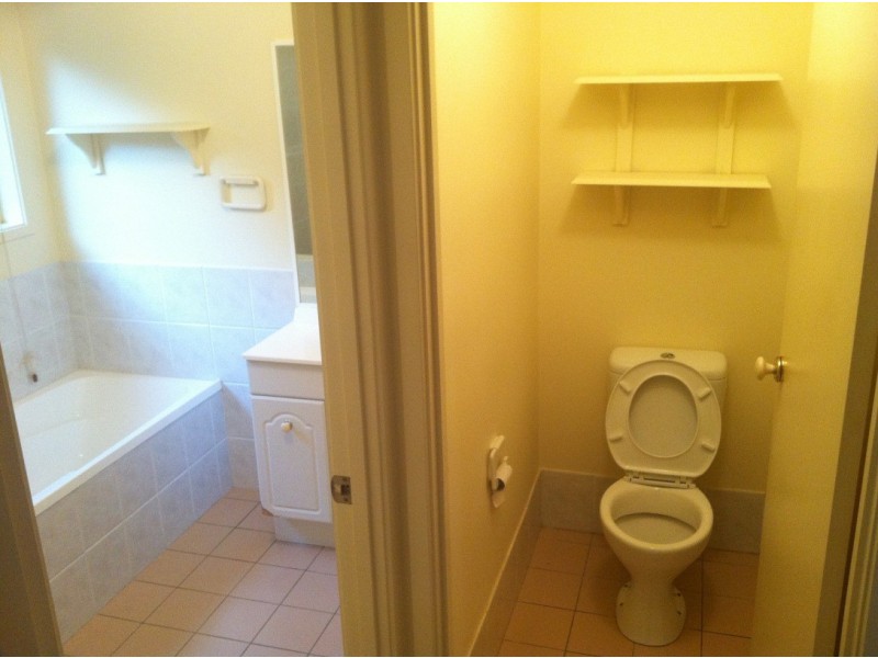 9 Sugarglider Lane, Mudgeeraba QLD 4213