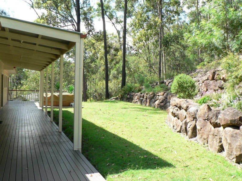 33 Pebble Creek Road, Bonogin QLD 4213