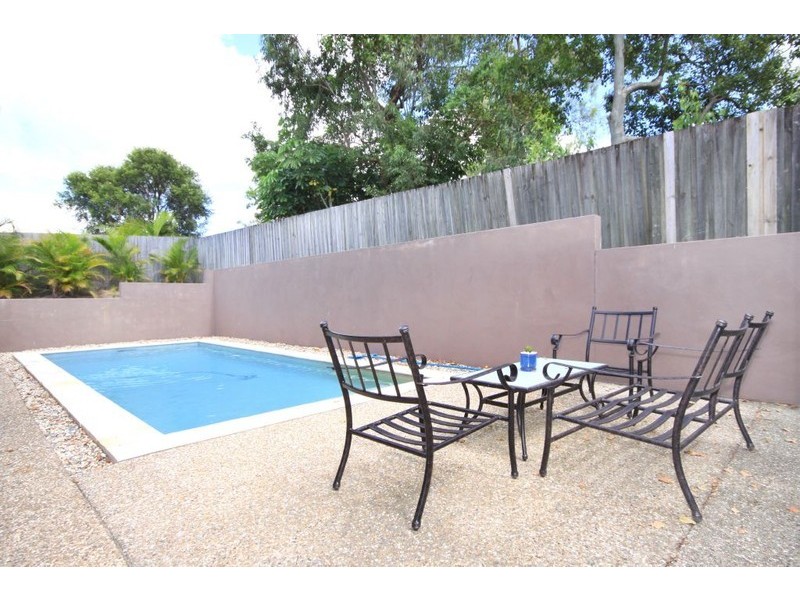 5 Golf View Terrace, Robina QLD 4226