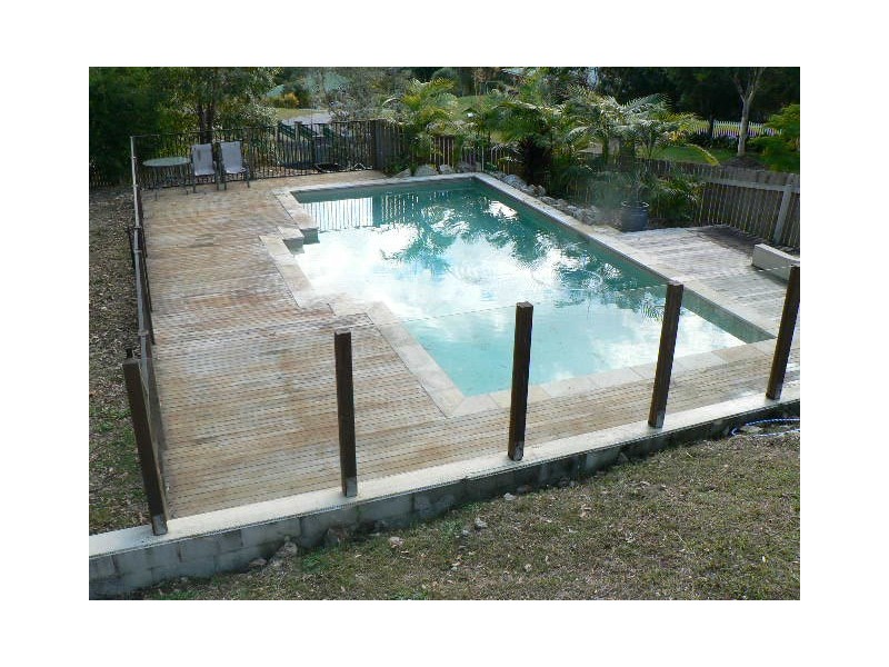 17 Lomatia Court, Bonogin QLD 4213