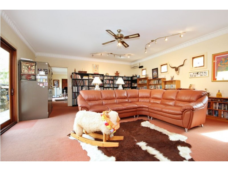 46 Bonogin Road, Mudgeeraba QLD 4213