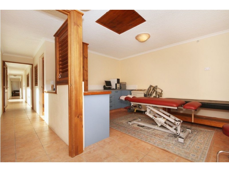 46 Bonogin Road, Mudgeeraba QLD 4213