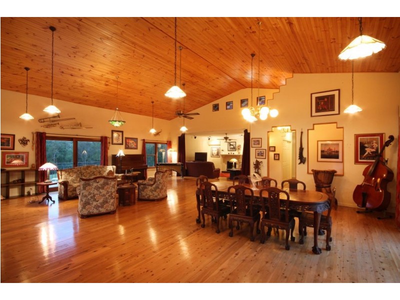 46 Bonogin Road, Mudgeeraba QLD 4213