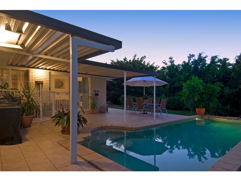 118 Wallandra Rd, Mudgeeraba QLD 4213