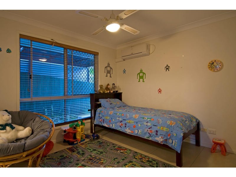 118 Wallandra Rd, Mudgeeraba QLD 4213