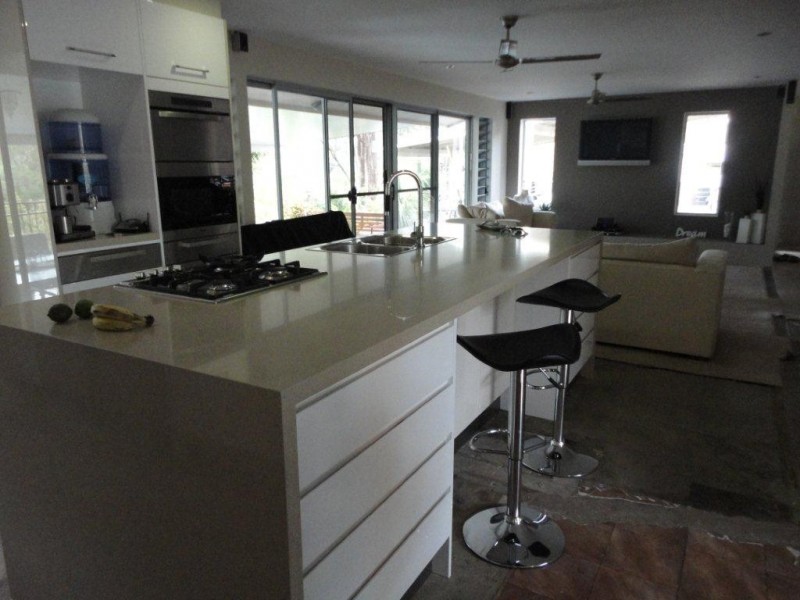 7-9 Liquidamber Close, Tallai QLD 4213