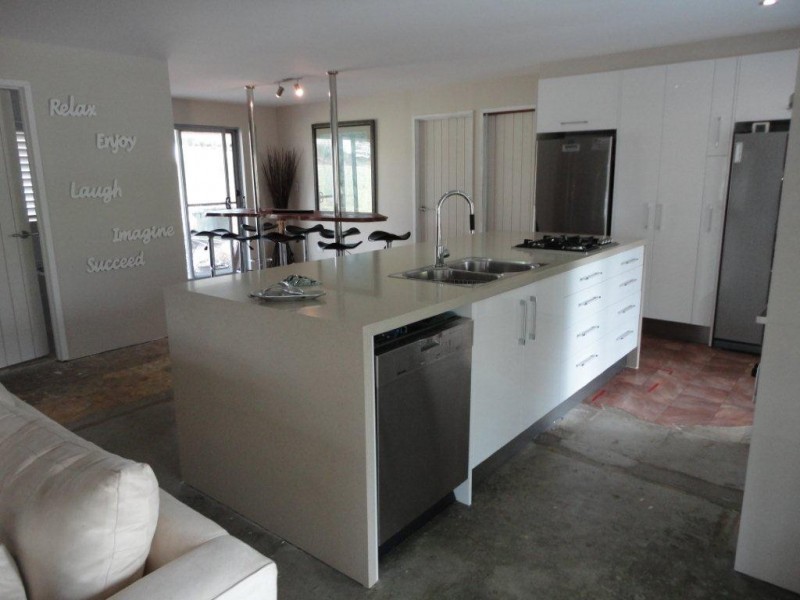 7-9 Liquidamber Close, Tallai QLD 4213