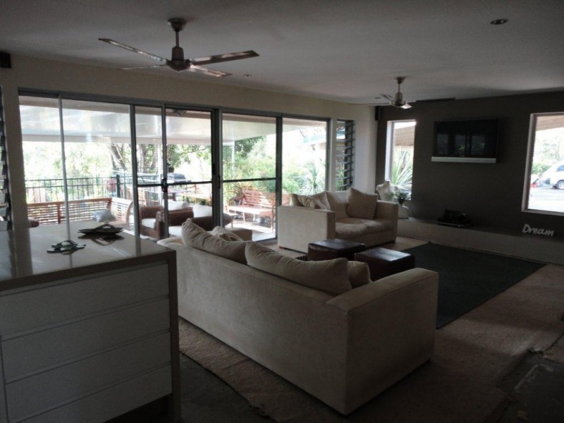 7-9 Liquidamber Close, Tallai QLD 4213