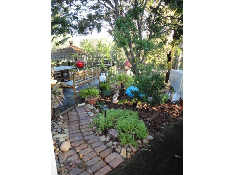 7-9 Liquidamber Close, Tallai QLD 4213