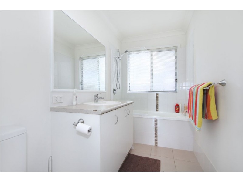 16/1 Hinterland Drive, Mudgeeraba QLD 4213
