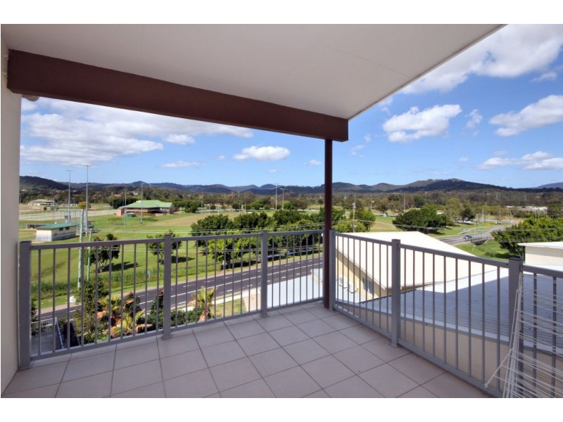 16/1 Hinterland Drive, Mudgeeraba QLD 4213
