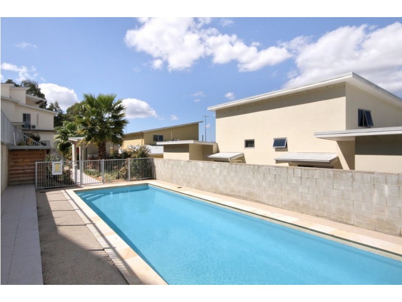 16/1 Hinterland Drive, Mudgeeraba QLD 4213