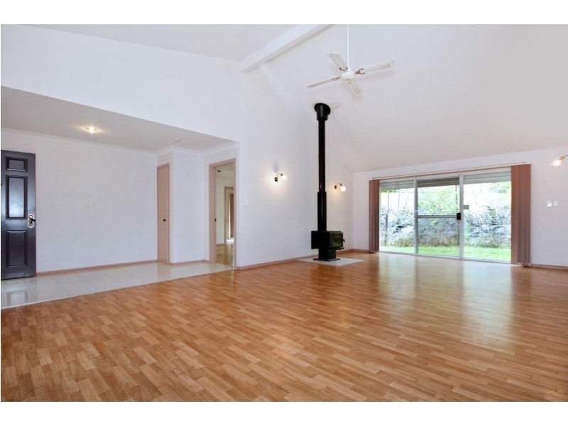 29 Walker Drive, Worongary QLD 4213