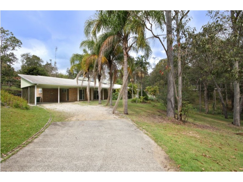 29 Walker Drive, Worongary QLD 4213