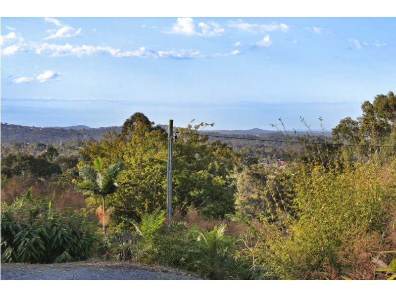 37 Tarrant Drive, Mudgeeraba QLD 4213