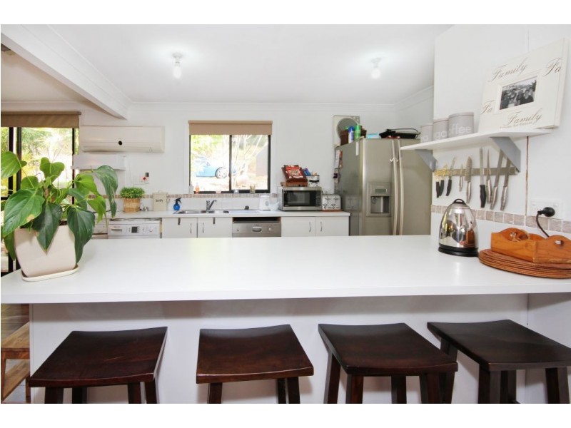 37 Tarrant Drive, Mudgeeraba QLD 4213