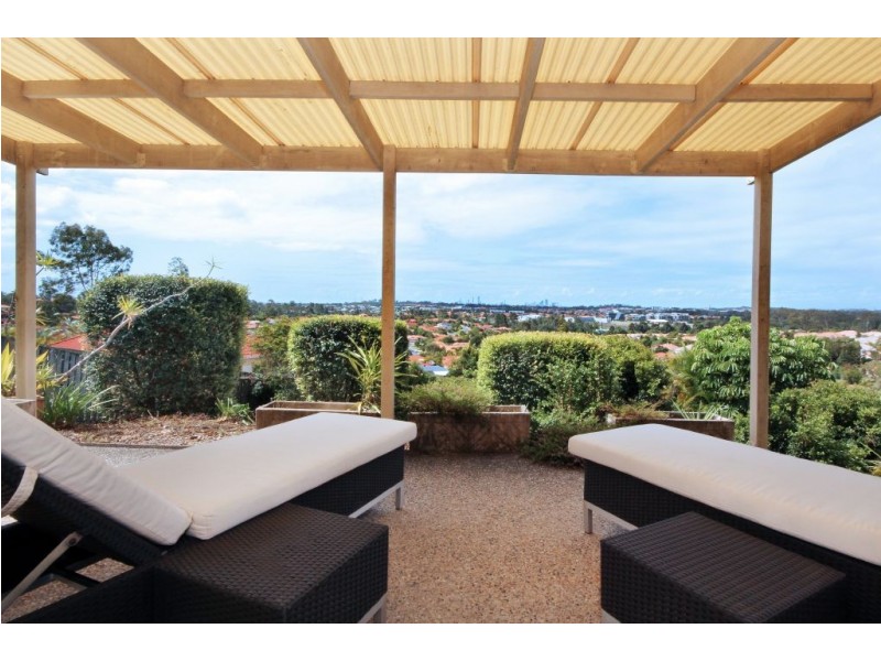 17 Highbridge Rise, Mudgeeraba QLD 4213