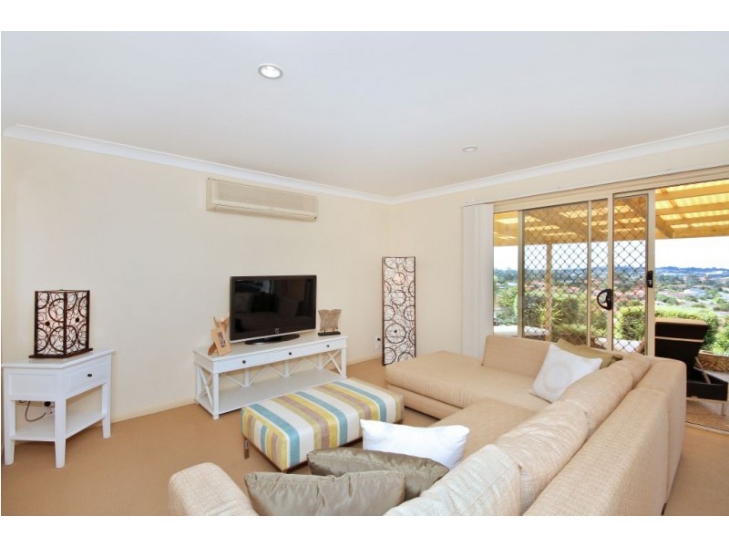 17 Highbridge Rise, Mudgeeraba QLD 4213