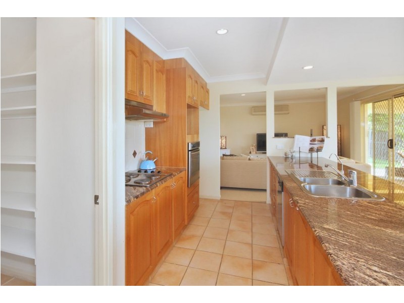 17 Highbridge Rise, Mudgeeraba QLD 4213