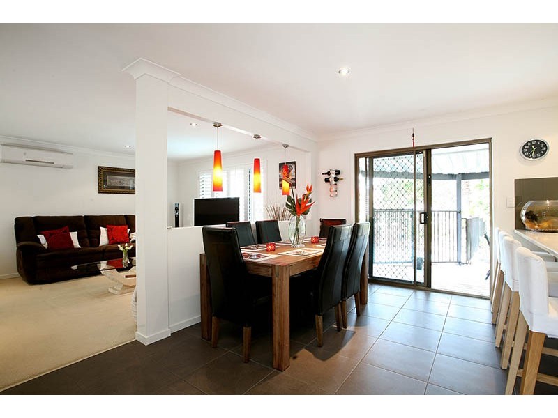 69 Cobai Drive, Mudgeeraba QLD 4213