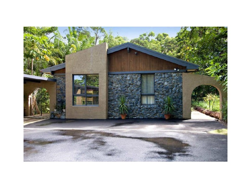 19 Cobai Drive, Mudgeeraba QLD 4213