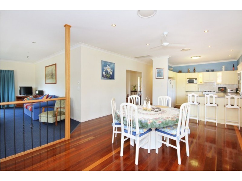 1 Nature Valley Ct, Tallai QLD 4213