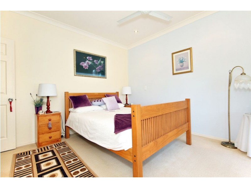 1 Nature Valley Ct, Tallai QLD 4213