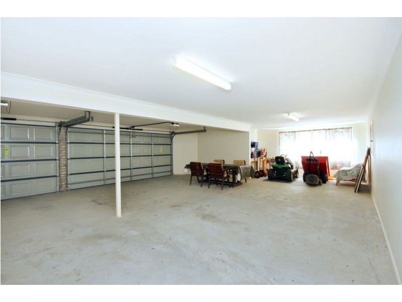 1 Nature Valley Ct, Tallai QLD 4213