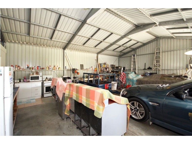 1 Nature Valley Ct, Tallai QLD 4213