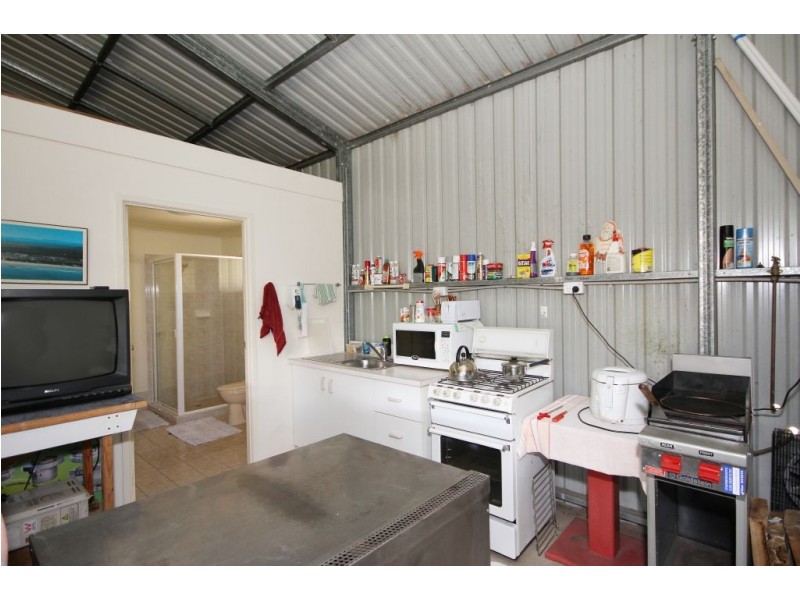 1 Nature Valley Ct, Tallai QLD 4213