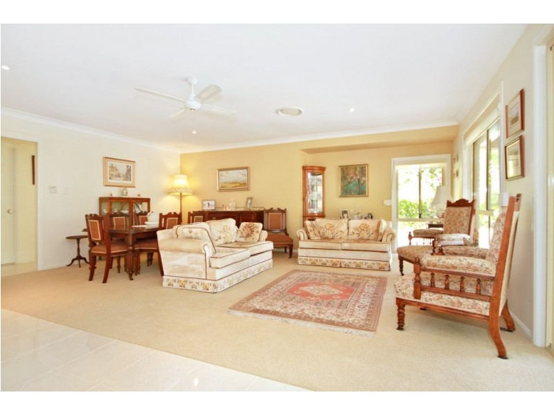 1 Carol Anne Court, Bonogin QLD 4213