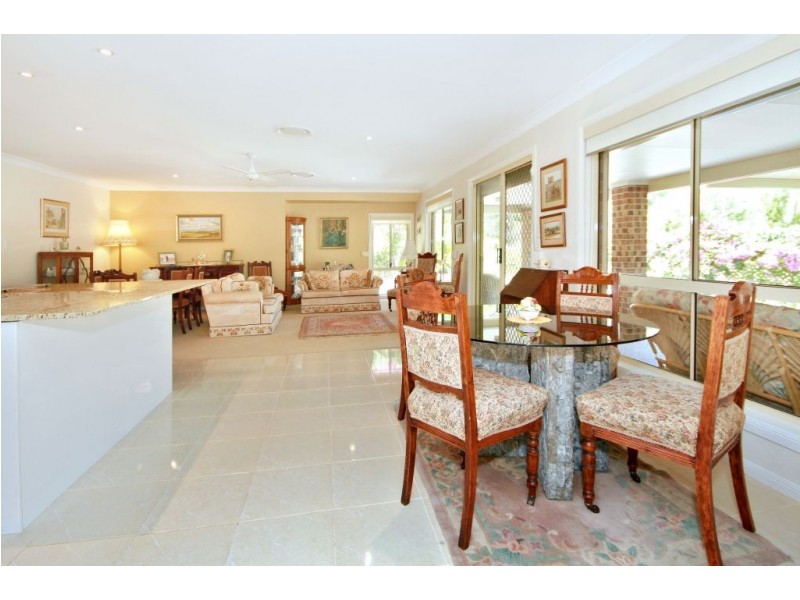 1 Carol Anne Court, Bonogin QLD 4213