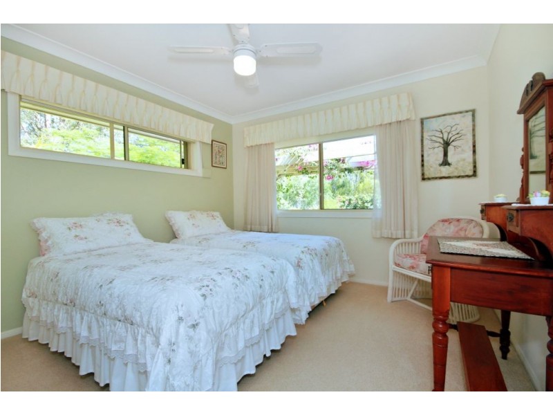 1 Carol Anne Court, Bonogin QLD 4213