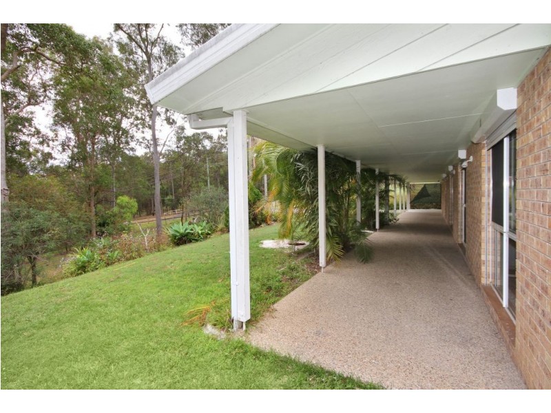 29 Walker Drive, Worongary QLD 4213