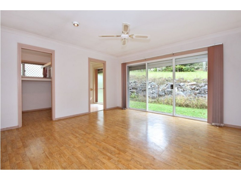 29 Walker Drive, Worongary QLD 4213