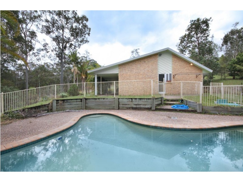 29 Walker Drive, Worongary QLD 4213