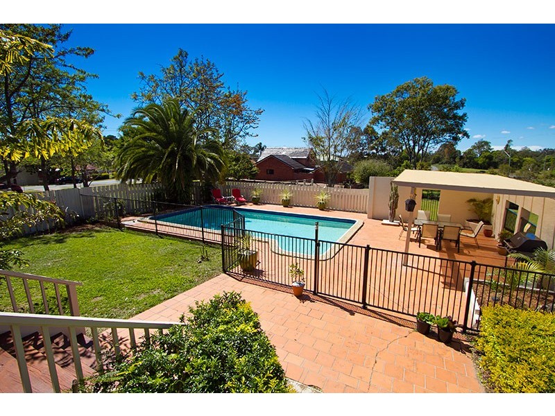 11 Worongary Rd, Tallai QLD 4213